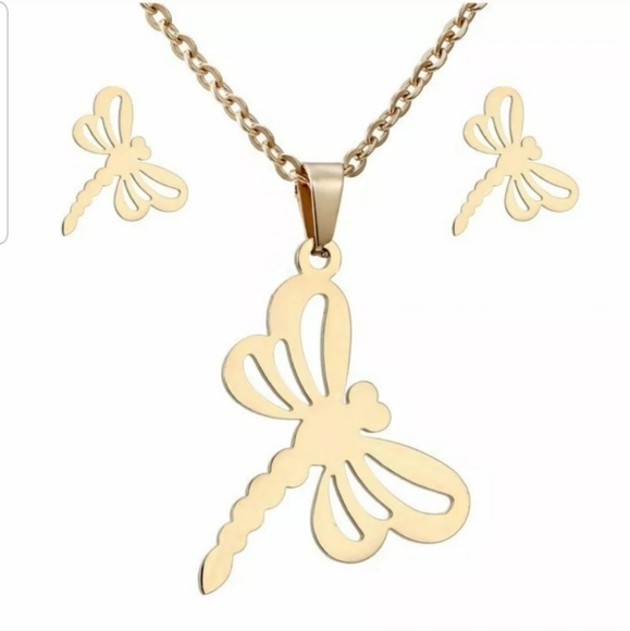 New Dragonfly Necklace And Earrings Set - Picture 3 of 5